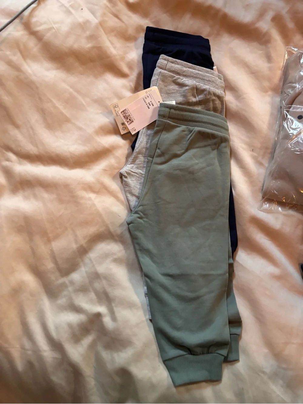 H&M Beige, Navy & Light Gray organic cotton bundle fall clothes ! All nwt 6-9m